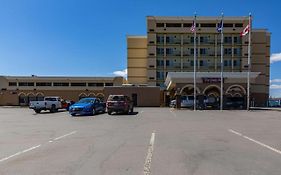 Holiday Inn Riverside Minot Nd