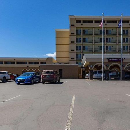 Clarion Hotel Convention Center Minot Exterior photo